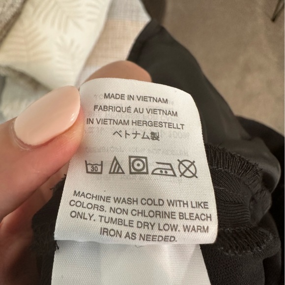 Jcrew Black Cropped Crepe Pants 12 Tall - Picture 5 of 5